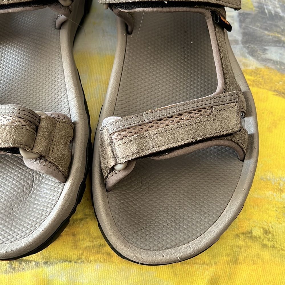 TEVA Hudson Bungee Cord sandal size 9 - Picture 4 of 8
